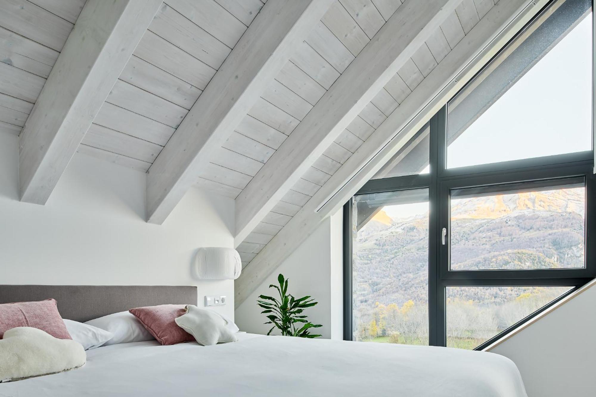 Casa De La Paz En El Valle De Tena Sandiniés Esterno foto