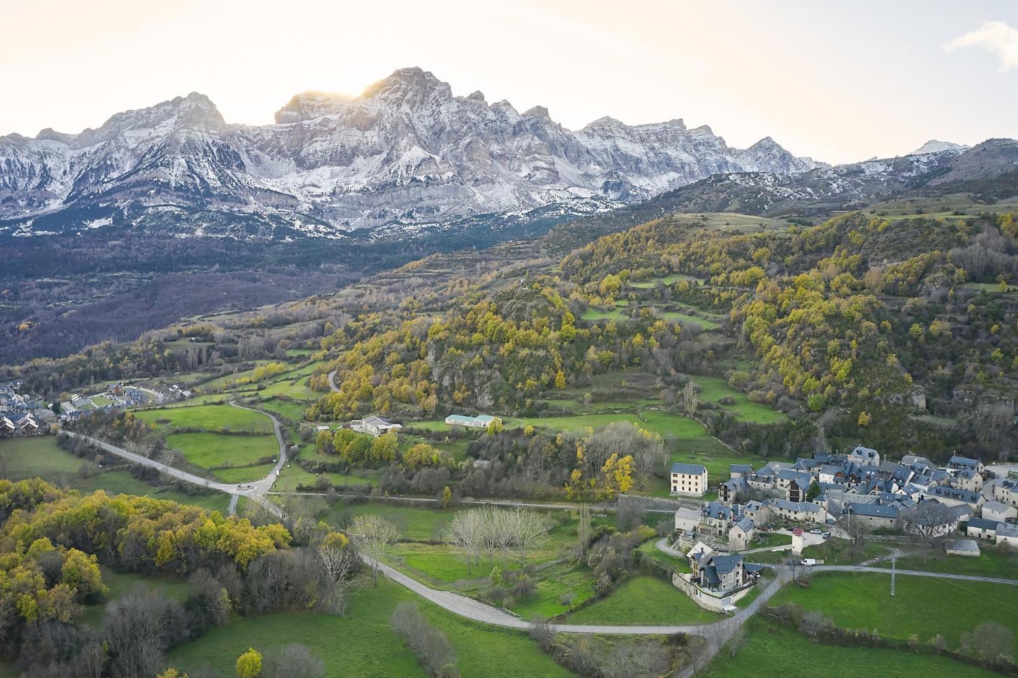 Casa De La Paz En El Valle De Tena Sandiniés Esterno foto